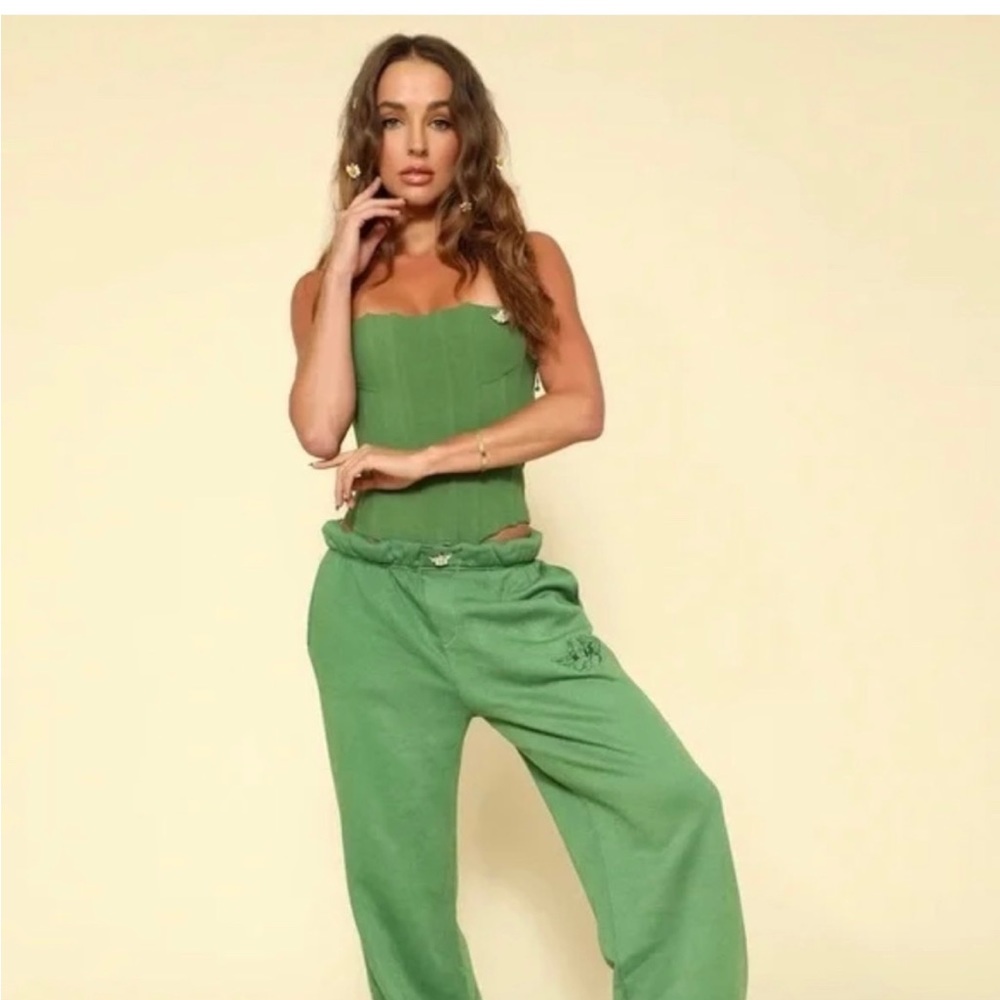 BOYS LIE Josh Grunfeld Green Sweatpants w/missing button at waist. NWOT